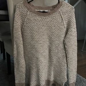Juniors beige with cream sweater